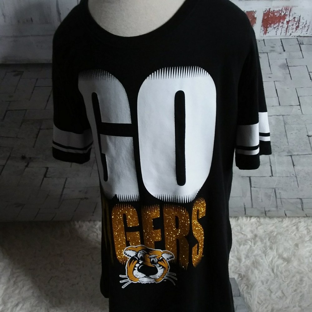 3/$30 5th & Ocean Missou Tigers tee shirt size 12